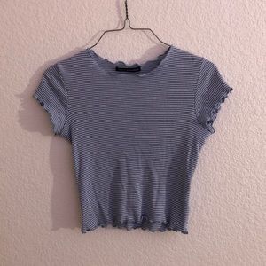 Brandy melville Wynn top